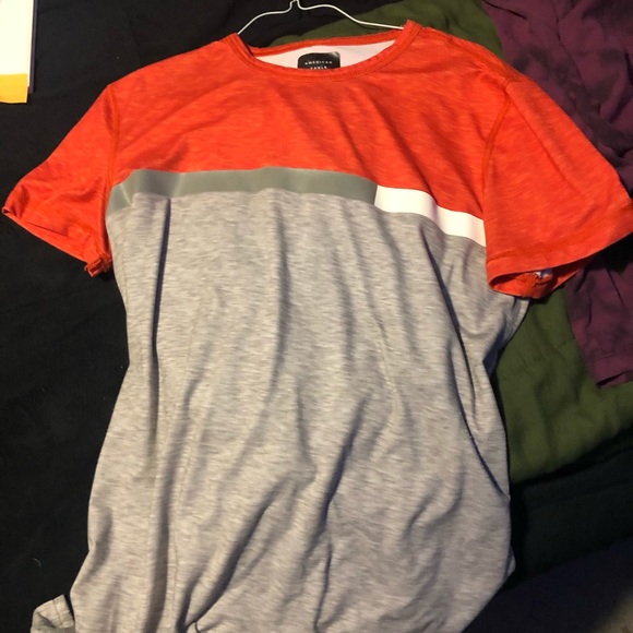 American eagle Tee shirts and long sleeve shirts - Picture 2 of 8